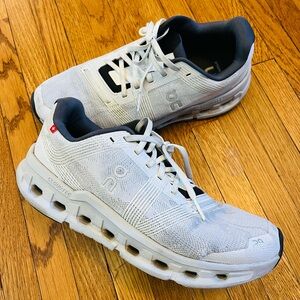 On Running Women’s CloudGo running shoes